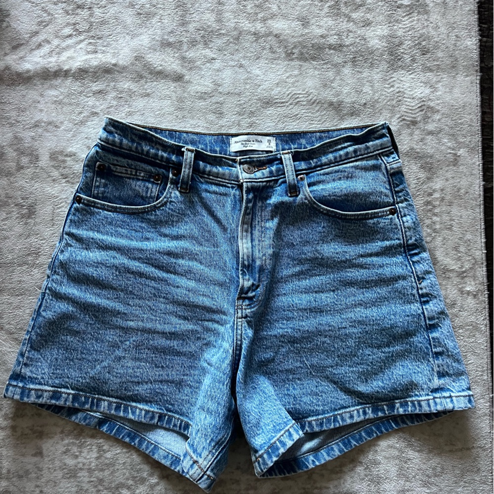 Abercrombie Dad High Rise Shorts